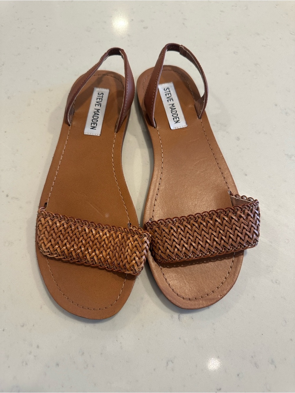 NWOT Steve Madden Tan Woven Sandals Size 7.5 Summer Beach Casual